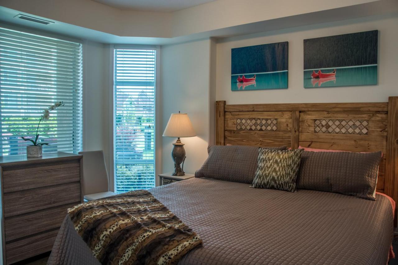 Sunset Waterfront Resort By Discover Kelowna Resort Accommodations Dış mekan fotoğraf