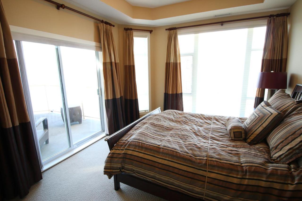 Sunset Waterfront Resort By Discover Kelowna Resort Accommodations Dış mekan fotoğraf